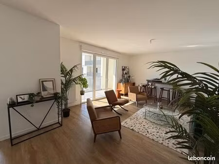 appartement neuf 2 chambres bords de loire pont de l'europe (frais de notaire réduits)