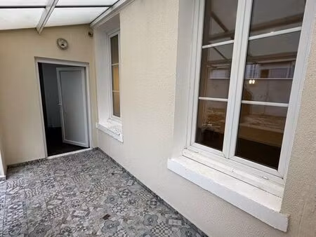 studio avec terrasse à sainte geneviève