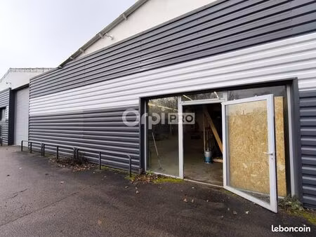 local d'activité 600 m²