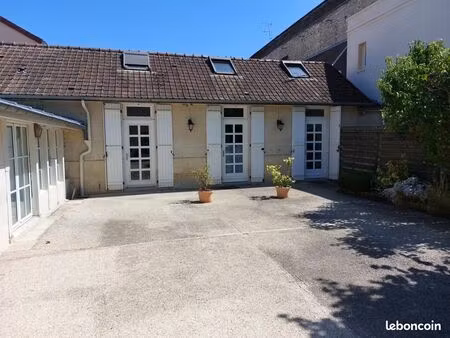 local commercial 45 m²