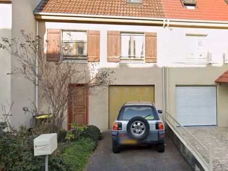 maison devant-les-ponts