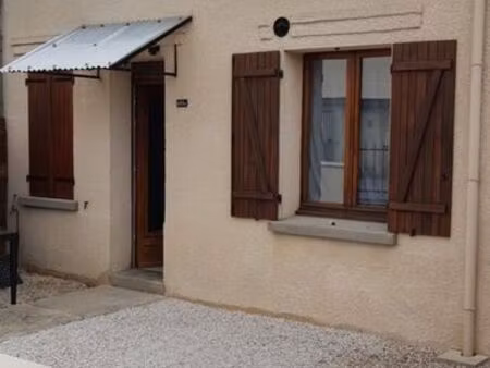 maison à louer – 75 m² – 2 chambres – cheminée