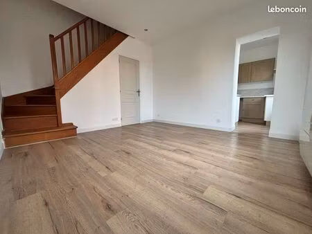 maison à louer 50m2