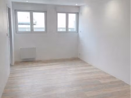 t2 refait à neuf – centre-ville de cholet