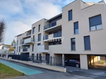 appartement 3 pièces 65 m²