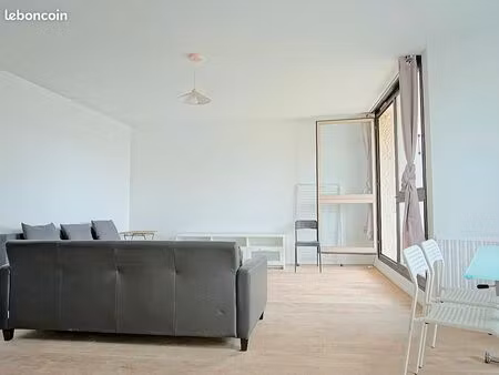 3 pièces - 2 chambres / 67 4 m² - créteil préfecture 94000 - 1 400 charges comprises