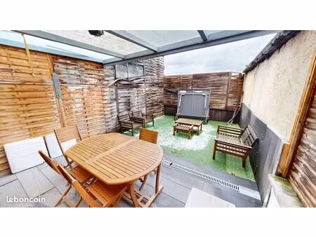 maison 2 pièces 54 m²