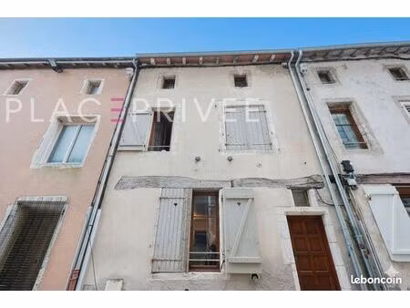 immeuble 10 pièces 256 m²