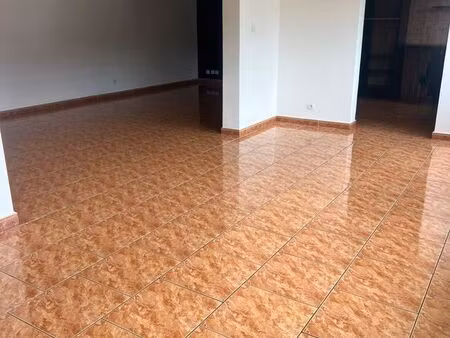 appartement t4 entre deux