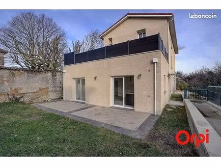 appartement 3 pièces 75 m²