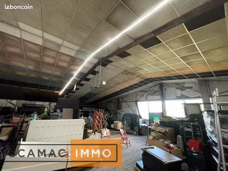 local industriel 950 m²