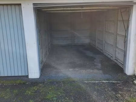 location parking fermé