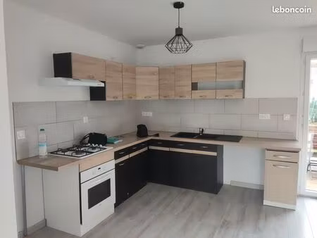 maison mitoyenne à louer