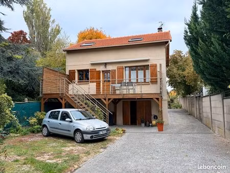 maison f6 107m2 avec jardin arboré de 1050m2