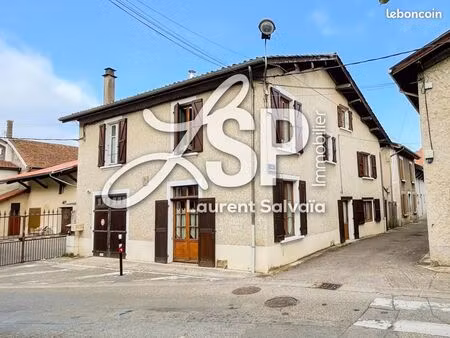 maison de ville 7 pièces 150 m²