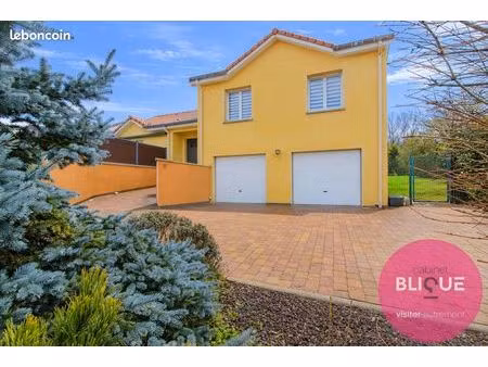 maison 6 pièces 130 m²