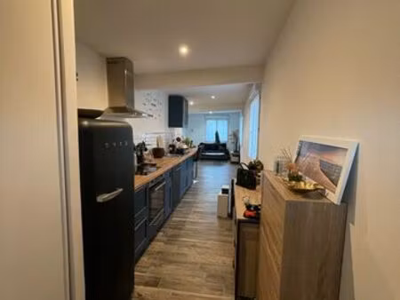 location maison rez de jardin