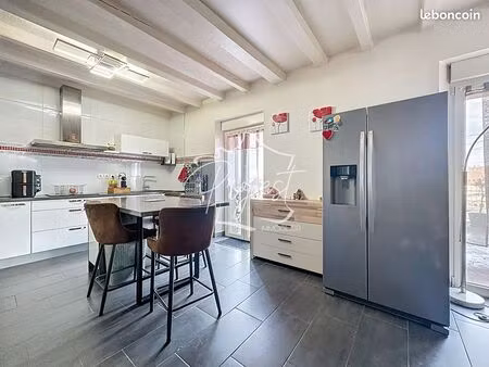 maison 4 pièces 84 m²