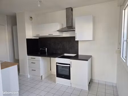 appartement 64m²  2 chambres  balcon