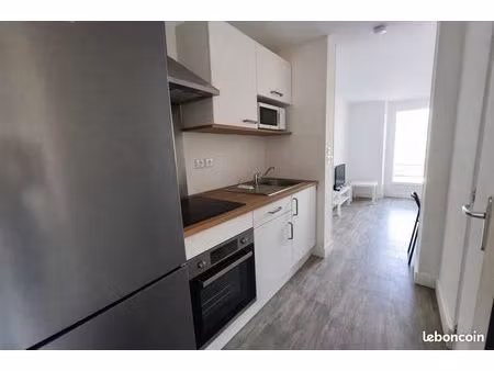 t2 meublé rénové tout équipé