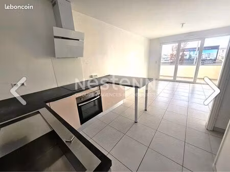 appartement t3 avec balcon et garage