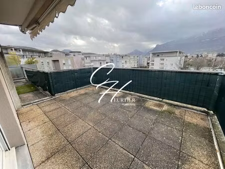 appartement 4 pièces 90 m²