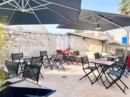 commerce restaurant 169 m²