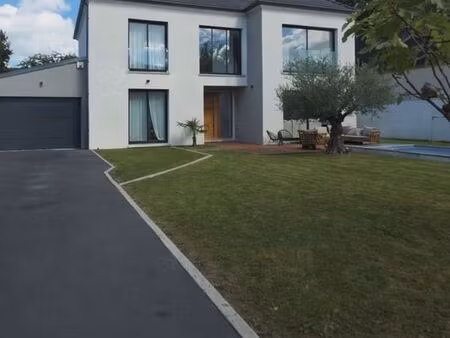 maison contemporaine 174 m² – quartier marbeau – piscine – dpe a – terrain 738 m²