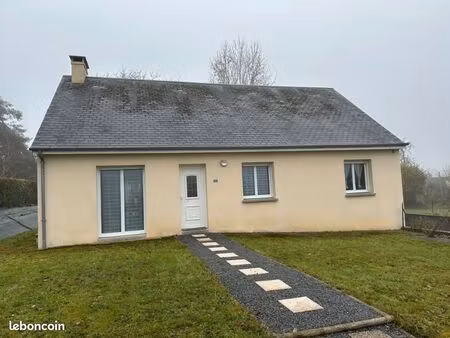 sif002091 bungalow indépendant de 3 chambres avec sous-sol et garage triple