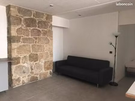 t2 meublé centre nice très calme