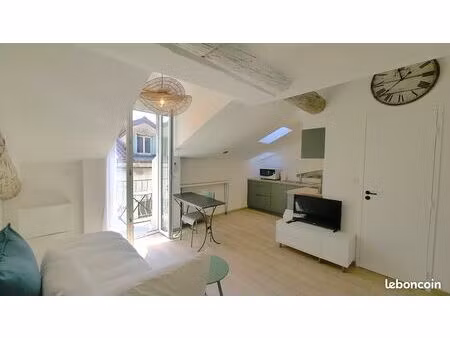 port de nice. studio a louer