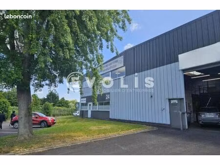 local d'activité 499 m²