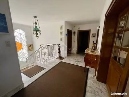 maison 7 pièces 187 m²