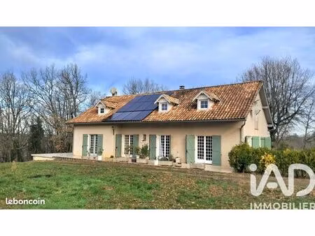 maison 7 pièces 165 m²