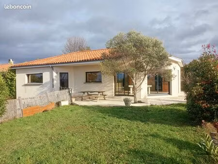 villa 183 m2 sur sous sol complet