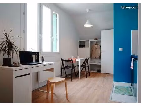 studio meublé à cachan 20m² avec jardin - proche rer b (situé au 2ème étage d’une maison a