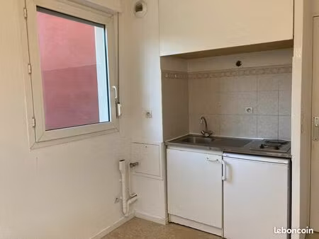 studio meublé 22m2 avec terrasse – proximité a31 saulcy et irts