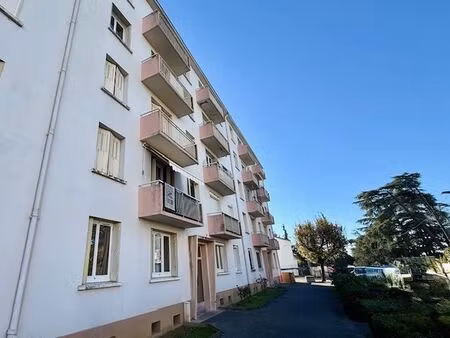 appartement 4 pièces 65 m²