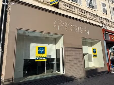 local commercial 75 m² blois