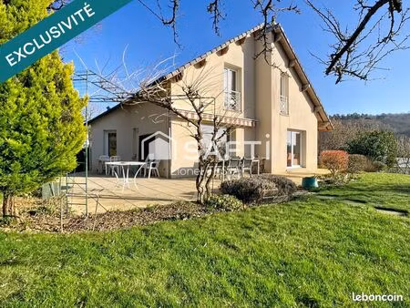 maison 6 pièces 181 m²