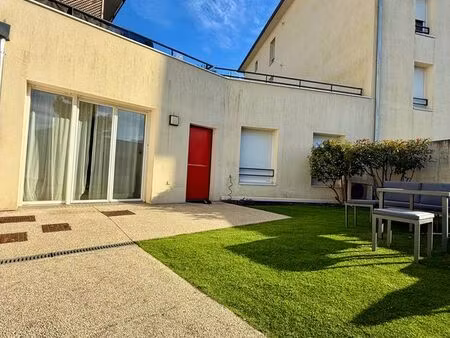 t3 rez-de-jardin • 75 m2 • terrasse et jardin  calme  sans voisin au-dessus