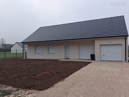 maison 4 pièces 104 m2 de 2024