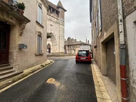 location maison de ville