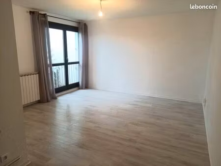 appartement t1 38 m2 avec parking