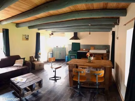 grand meublé indépendant en bail court