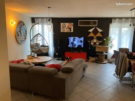 appartement t5 104m2 à chambley