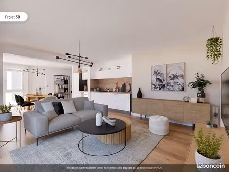 t4 avec grande terrasse dernier étage en hypercentre de la riche