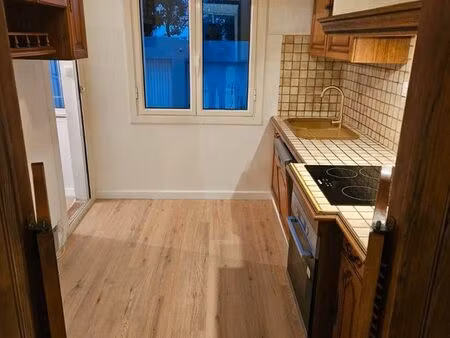 loue appartement martigue quartier ferrière entièrement refait à neuf