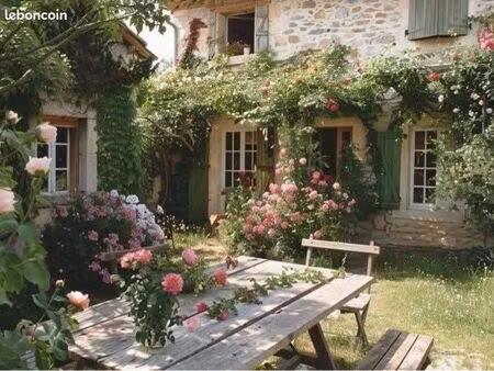 couple sérieux recherche appartement ou petite maison non meublée - vannes et alentours