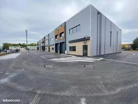 local d'activité 292 m²